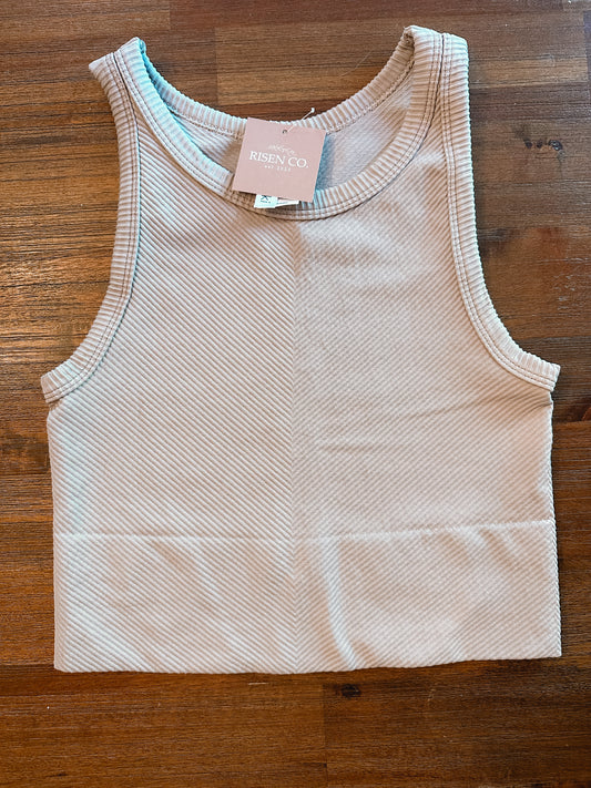 Creamy gray seamless crop