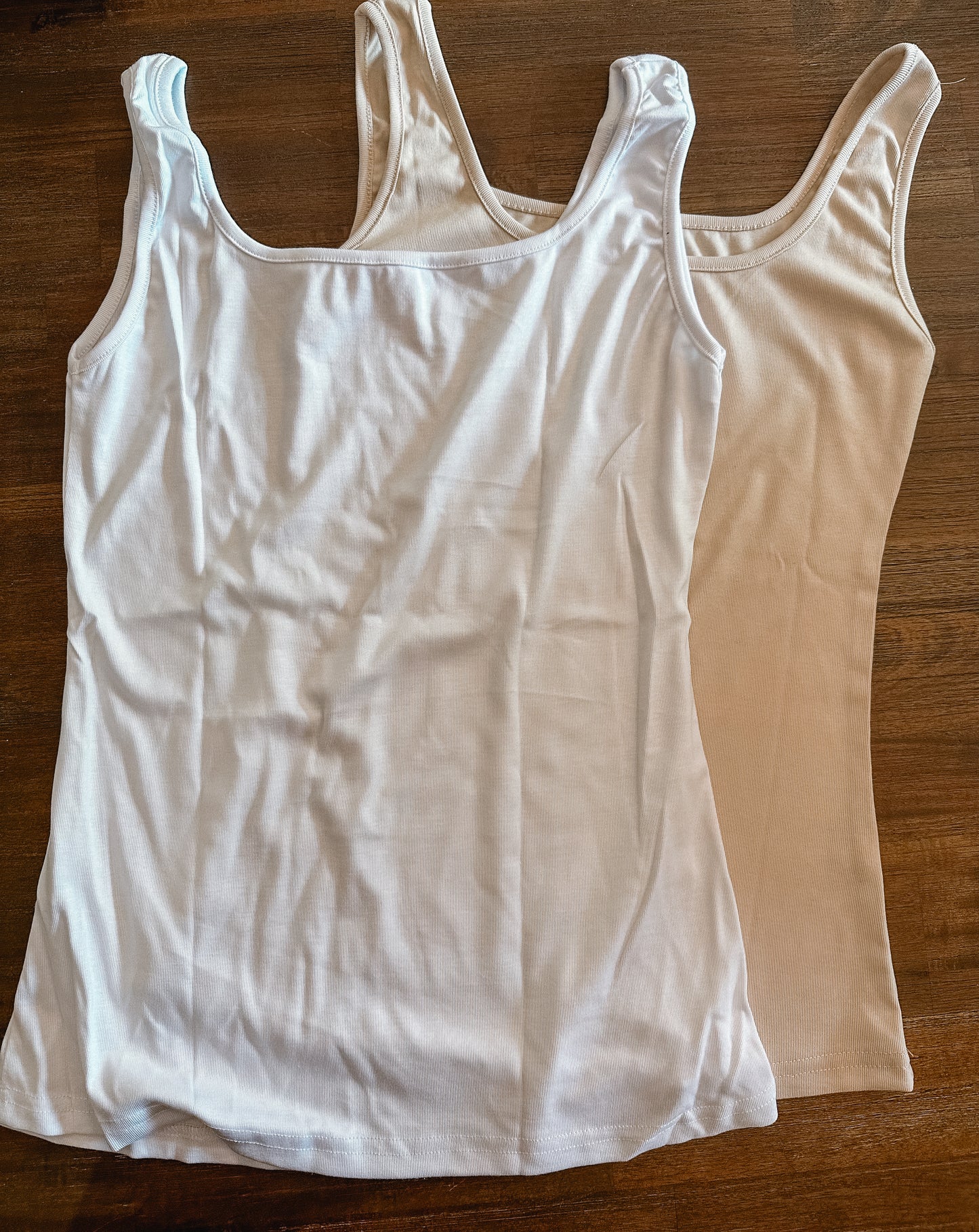 Perf basic square neck tank